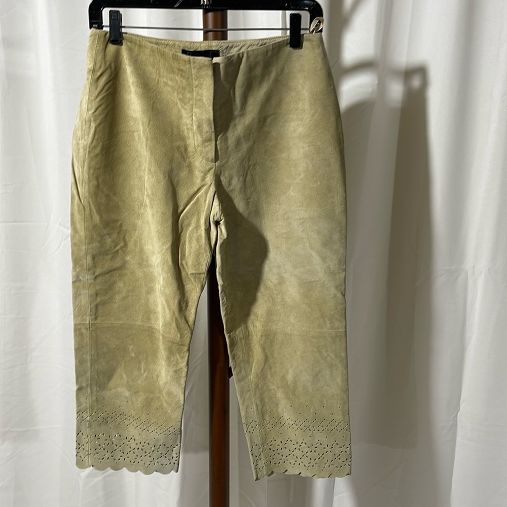 EXPRESS LEATHER CAPRIS. NWT 5/6
